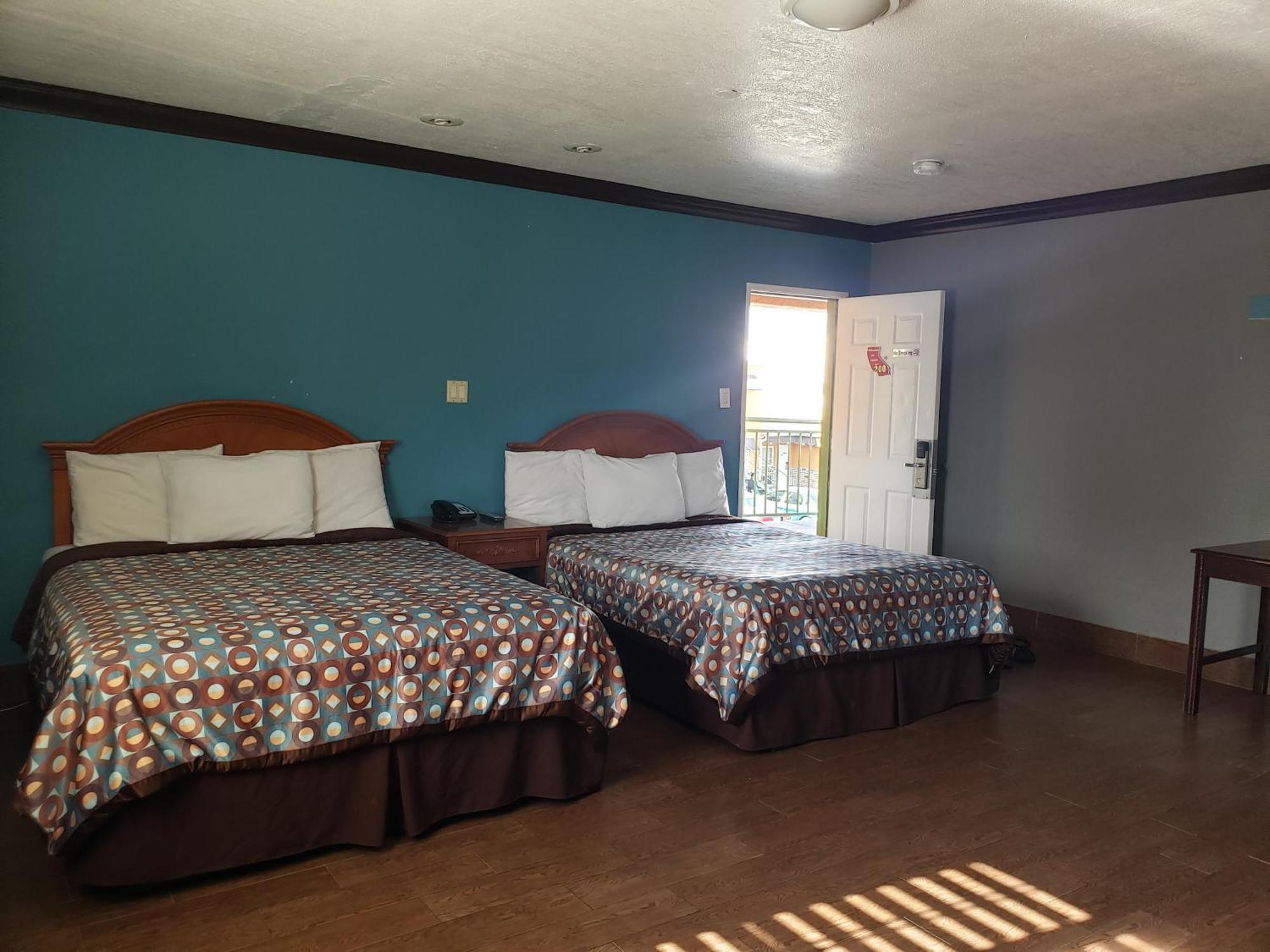 Eagle Inn Motel Long Beach Room photo